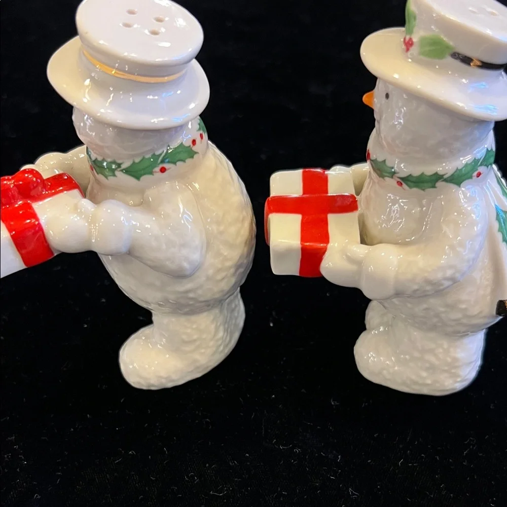 Lenox Happy Holly Days Snowmen Salt & Pepper Shakers